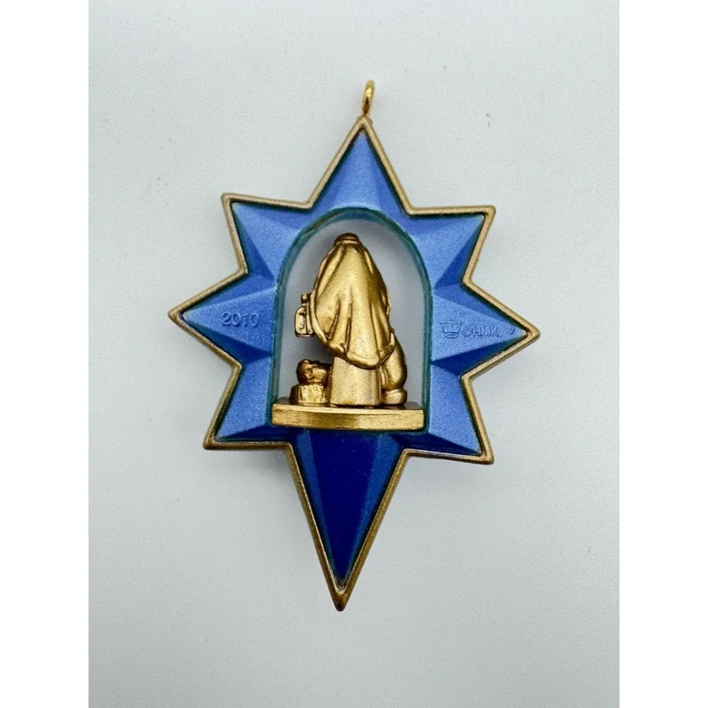 Hallmark Keepsake 'Birth Of A Savior' 2010 Miniature Christmas Ornament